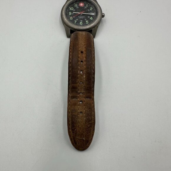 Swiss Army Wenger Marlboro Watch Men Black Dial 37MM Swiss New Battery 8.5" - Picture 4 of 14